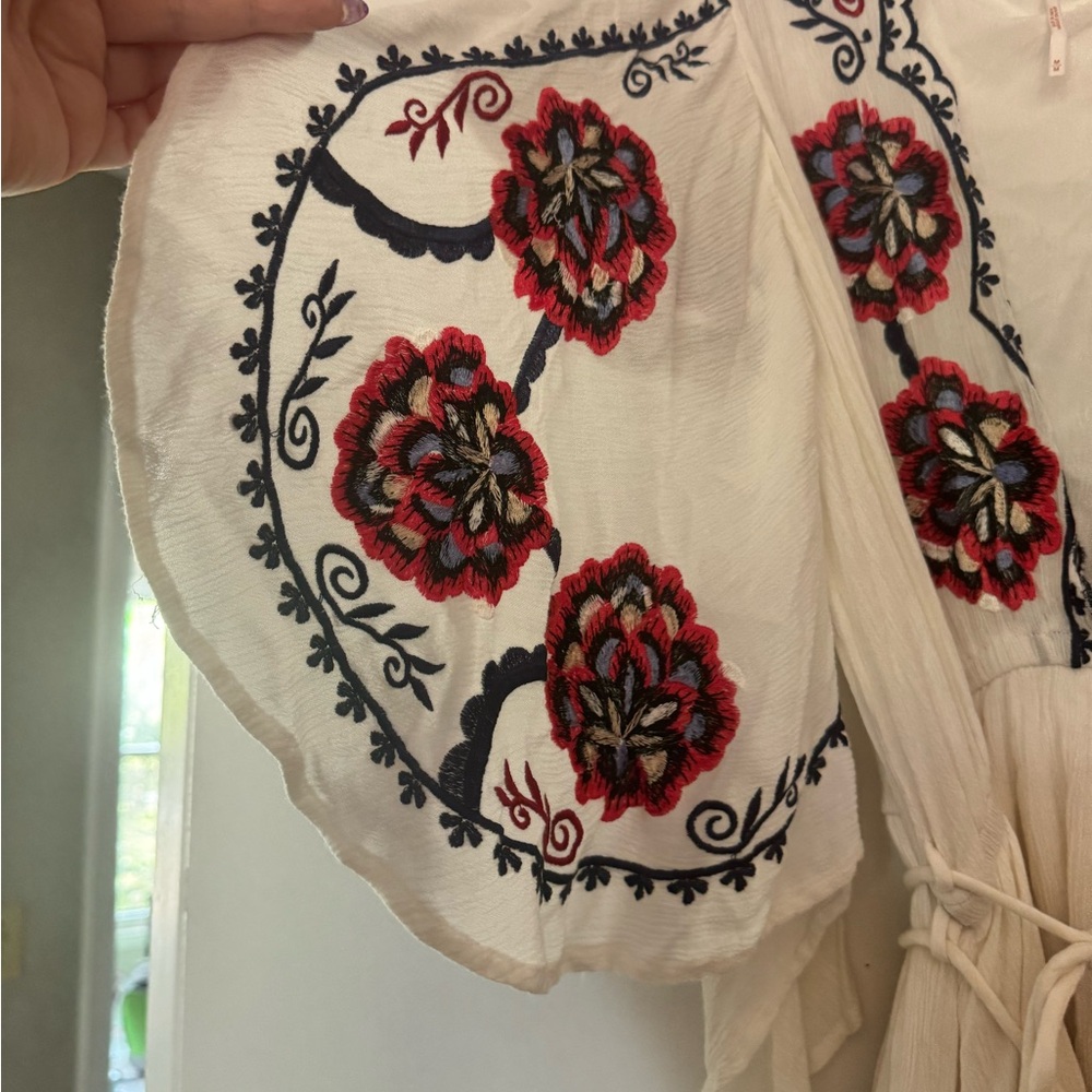 Free People White Mini Dress with Red & Navy Embroidery - Picture 4 of 8